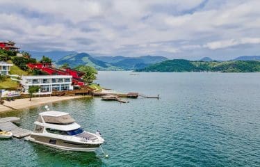 Magnifica proprietà sul lungomare ad Angra dos Reis
