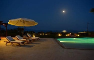 Somptueuse Villa Vue mer sur Petrothalassa