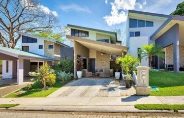 Belle villa moderne située à Casa Paradiso En Coco
