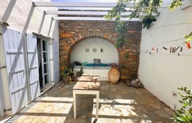 Superbe villa a vendre sur l&rsquo;ile de Tinos, Cyclades, Grece