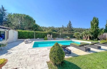 Splendide propriété pleine de charme située à Cecina