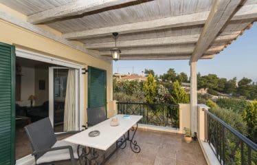 Belle Villa  à Kranidi Ververoda  Vue Mer 