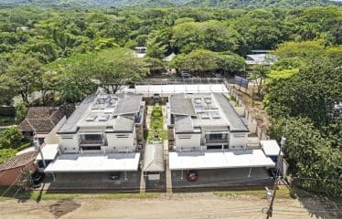 Magnifique résidence au coeur de la plage de Potrero