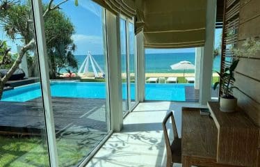 Très belle villa située en bord de plage proche de Phuket