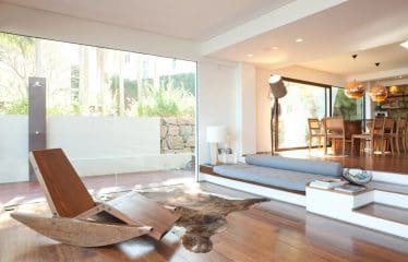 Somptueuse Propriété avec 5 chambres vue mer et accès à la plage à Joá