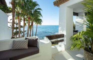Très beau Penthouse avec vue mer située à Marbella
