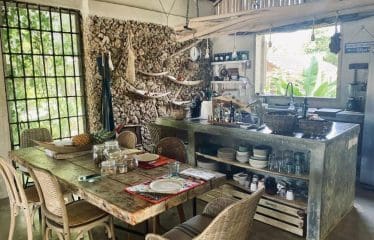 Splendide villa située en bord de mer à Cabrera