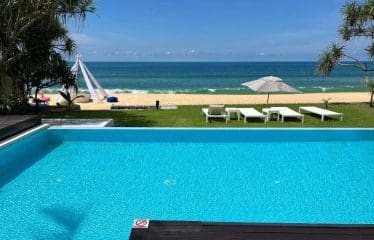 Très belle villa située en bord de plage proche de Phuket