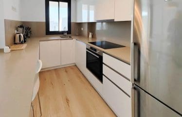 Bel appartement moderne avec une terrasse ensoleillée