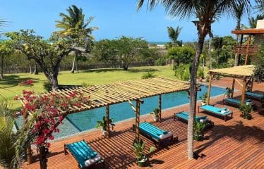 Magnifique Propriété de 9 suites en front de mer dans la nature tropicale de Jericoacoara