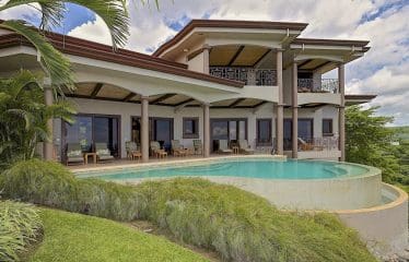 Splendide villa avec une vue panoramique