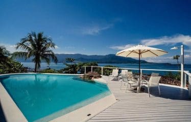 Très belle VILLA vue sur la mer  à Ilhabela