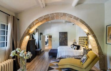 Luxueux Mas en pierre du 18ème siècle avec piscine chauffée – Propriété unique à Biot