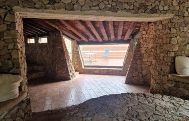 DOSSIER CONFIDENTIEL  Unique Bastide de pierre sur  de Bavella ultra protégé