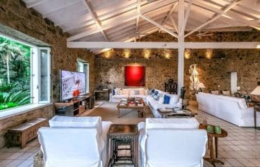 Magnifique domaine en bord de mer à vendre à Angra Dos Reis –