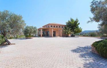 Magnifique Propriété Nichée dans le charmant village de Thini, Kranidi,