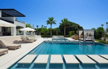 Magnifique villa de luxe située à Nueva Andalucia