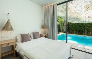 Très belle villa moderne située à Estepona