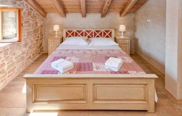 Villa en pierre sur l&rsquo;île de Hvar