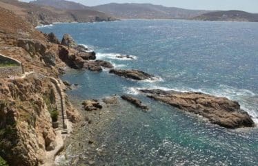 Très belle villa surplombant le golf de Ftelia