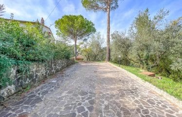 Bellissima villa situata a Montescudaio