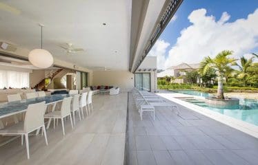 Très belle Propriété de Luxe située à Beau champ