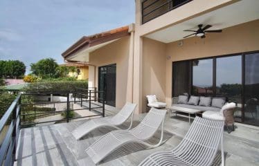 Splendide villa avec vue sur l&rsquo;océan