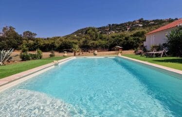 Magnifique et  unique  villa  dans la nature à 5 minutes de la plage de la ROYA