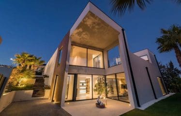 Très belle villa de luxe située à Benahavis