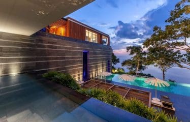 Exceptionnelle Villa de Luxe avec une vue splendide sur la mer