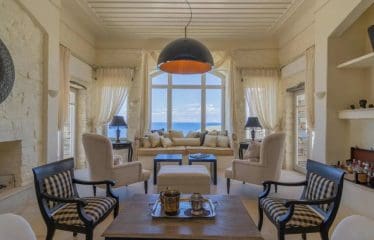 Magnifique Villa les pieds dans l&rsquo;eau – Île de Kéa