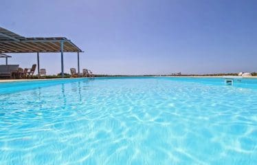 Très belle villa de luxe avec une vue imprenable sur la mer située à Paros