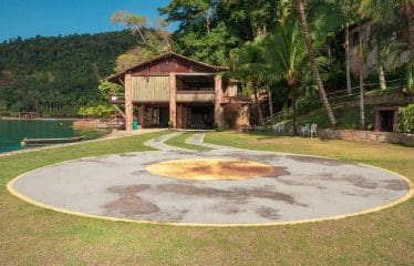 Spectaculaire complexe insulaire privé situé à Paraty
