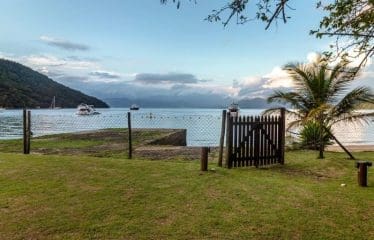 Magnificent property located on the seafront on Ilha Grande, in Angra dos Reis