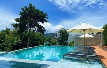 Splendido attico con vista mare situato a Patong