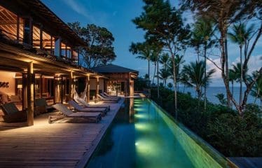 Villa de luxe en bord de mer à Barracuda Resort-Itacare