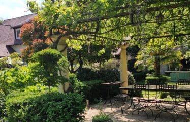 Belle Propriété Sur 2 Niveaux A 1 Heure De Paris  , Bû 28410