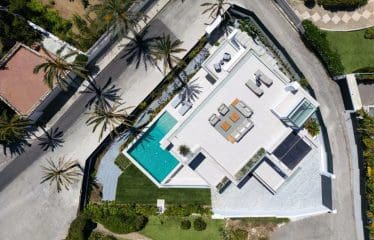 MERVEILLEUSE VILLA À DEUX PAS DE L&rsquo;EBACH À MARBELLA EST