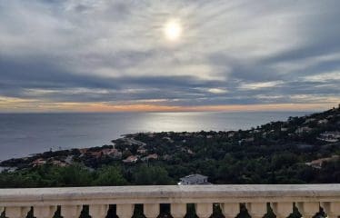 Magnifique Villa de luxe aux Issambres – Vue mer panoramique