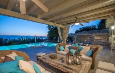 MAGNIFIQUE VILLA Vue Mer sur Porto Heli,