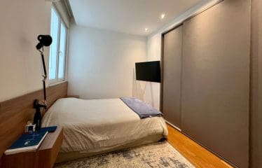 Beautiful renovated apartment with sea view and balcony in Ipanema