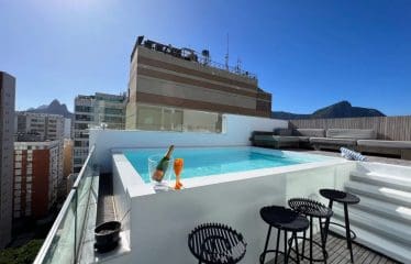 Magnificent modern triplex penthouse in Ipanema
