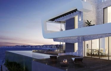 Magnifique villa de luxe avec une vue imprenable sur la mer à Benalmadenas