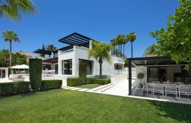 Magnifique villa de luxe située à Nueva Andalucia