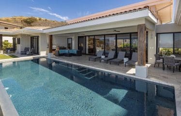 Très belle villa contemporaine avec vue sur l&rsquo;océan