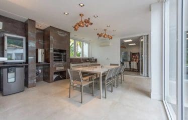 Très belle villa à vendre située à Porto Bello