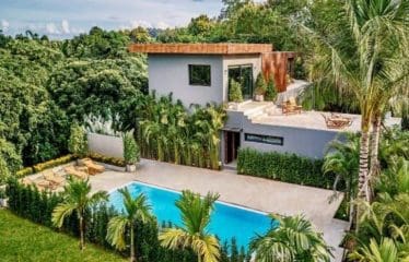 Sublime villa située à Saraphi