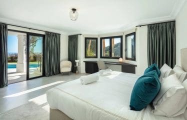 Magnificent MANOR HOUSE WITH PANORAMIC SEA VIEWS IN EL MADROÑAL