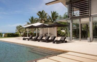 Splendide villa de luxe située en bord de mer