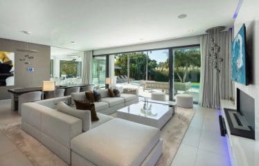 Splendide propriété moderne située à Nueva andalucia